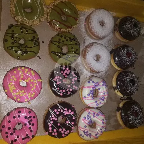 Mambo Donuts / Buy 6 Donuts Free 1 Iced Tea